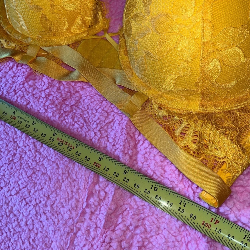 2 for $40 La Senza Beyond Sexy Bra - Picture 2 of 9